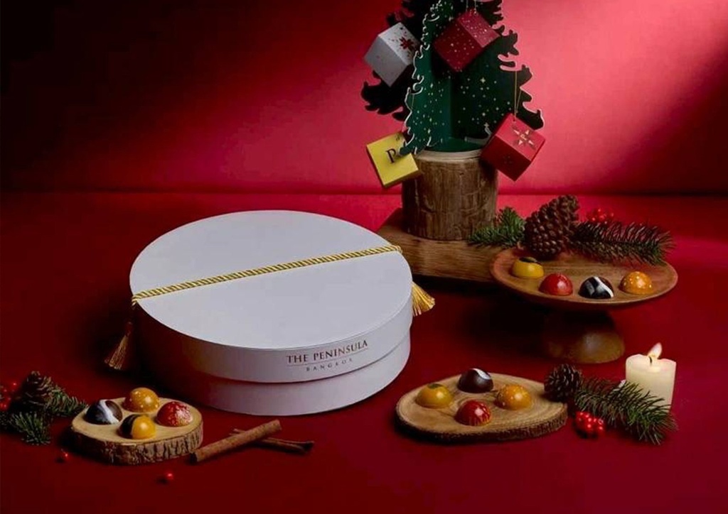 The Peninsula Hamper Box